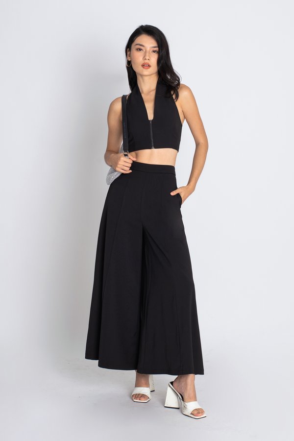 Ample Flare Pants in Black
