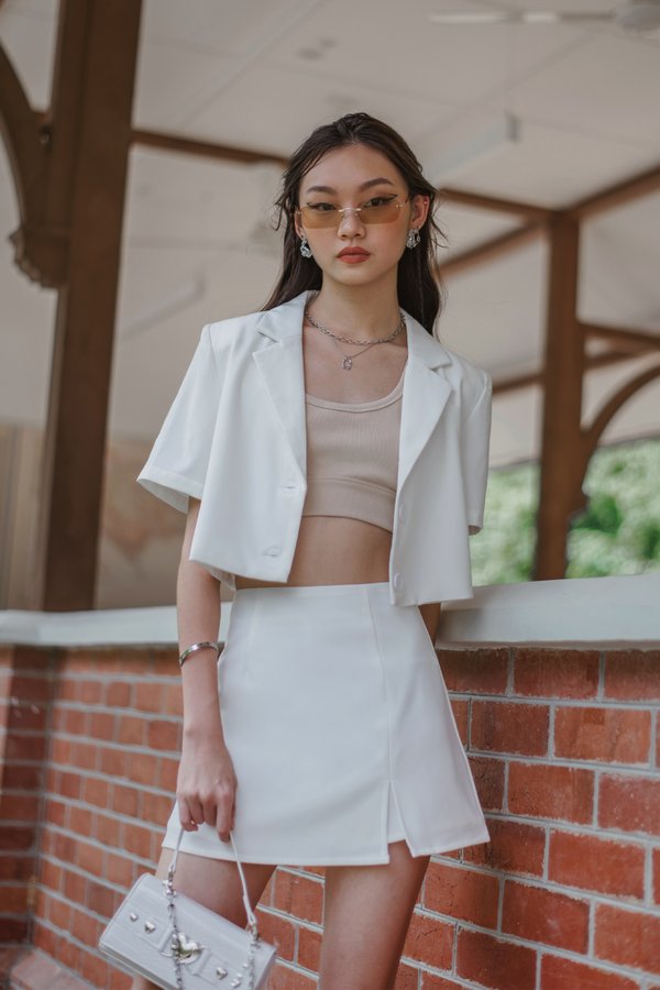 Tip Blazer Top in White