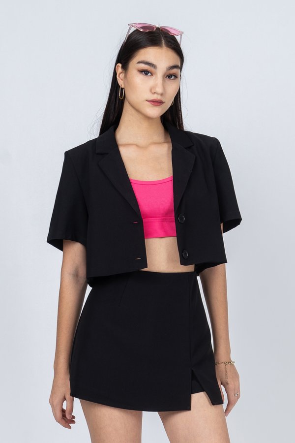 Tip Blazer Top in Black