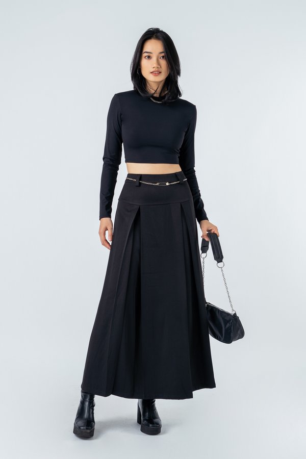 Academic Skirt in Black