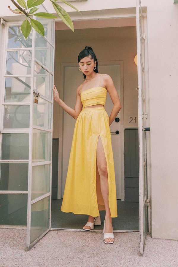 Holidate Skirt in Yellow