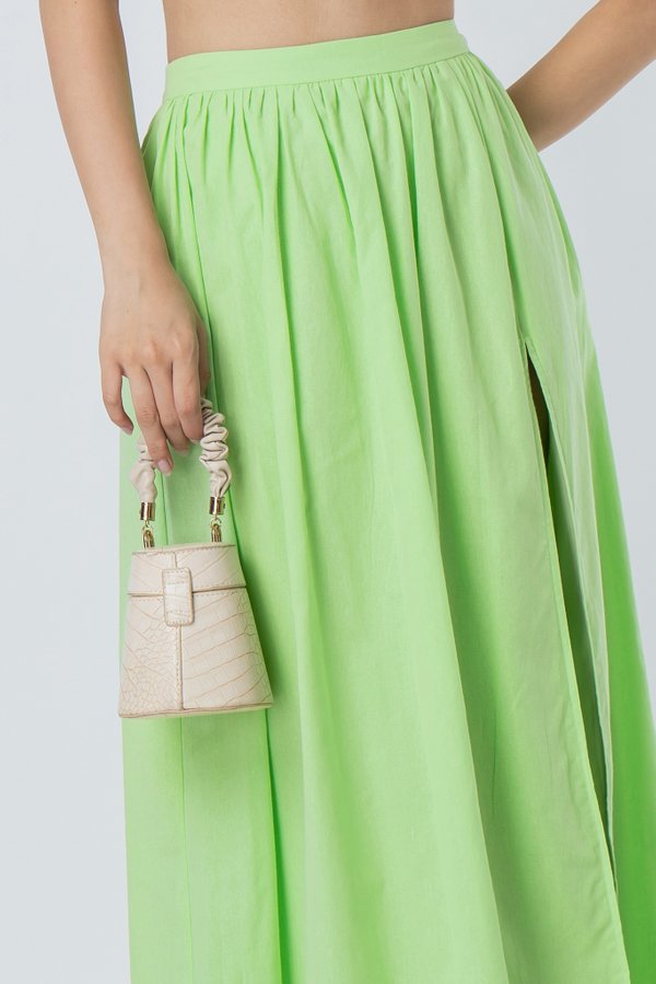 Holidate Skirt in Green