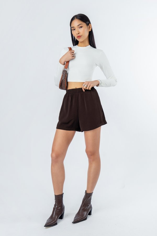 Trinity Shorts in Brown