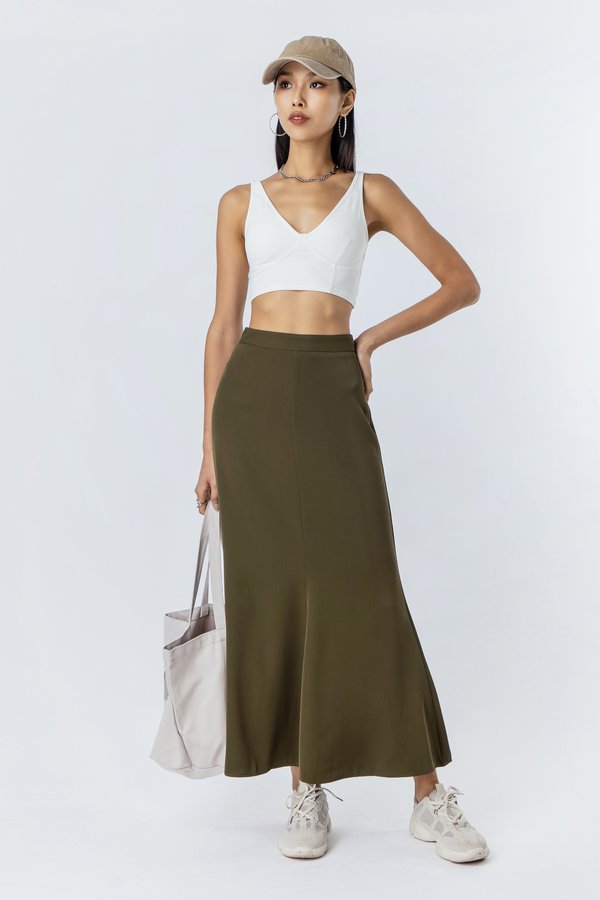First Class Skirt in Olive