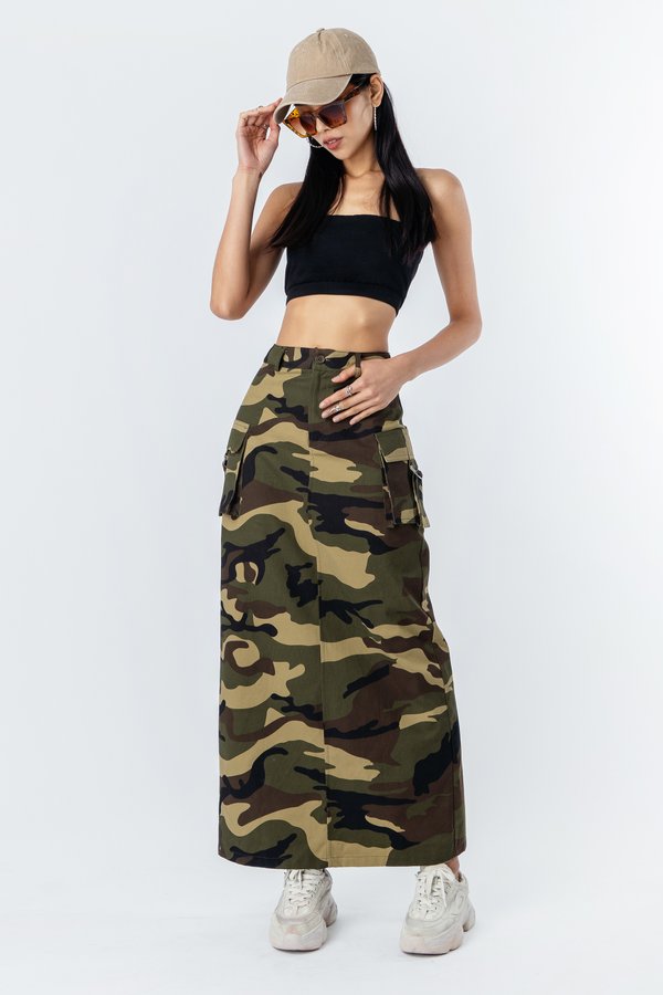 Tempered Skirt in Camo Print