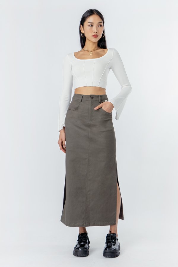 Catchphrase Skirt in Grey