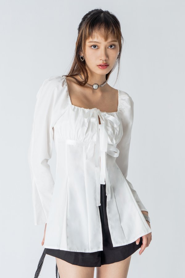 Bow Out Top in White
