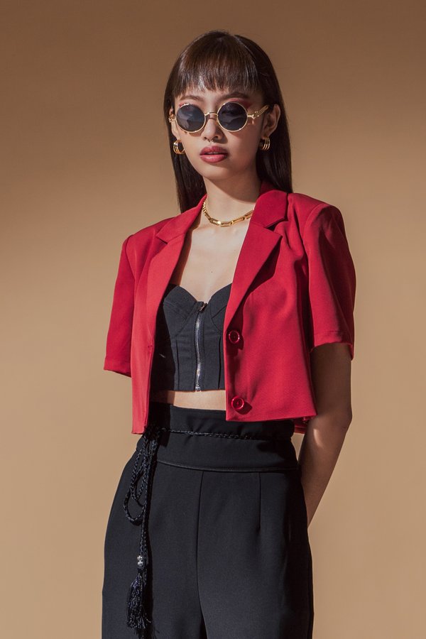 Tip Blazer Top in Red