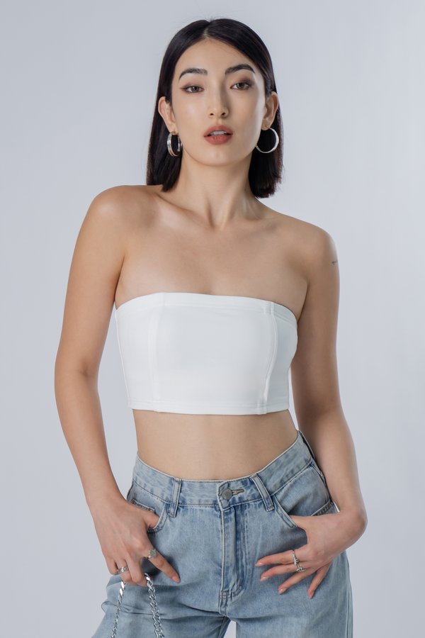 Correlate Top in White