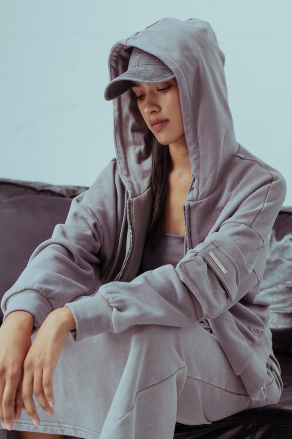 Daily Cropped Hoodie in Grey Wash