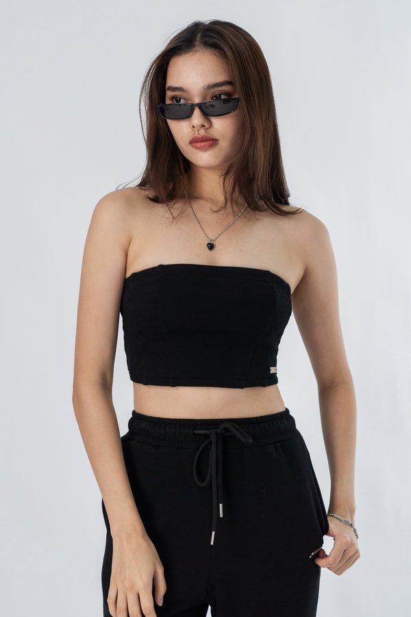 Idle Top in Black