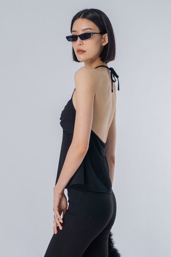 Grasp Top in Black