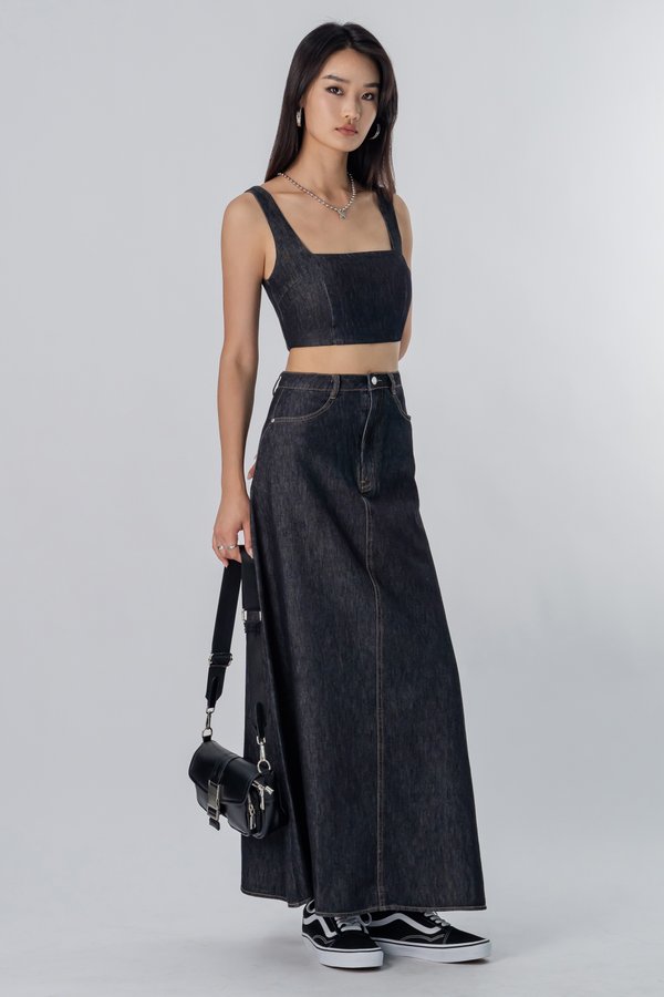 Regal Skirt in Black Wash