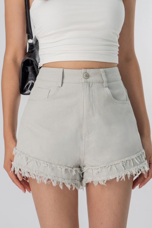 A-List Shorts in Light Grey