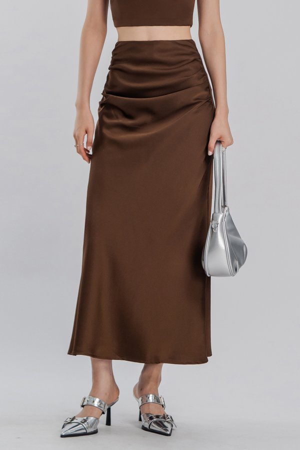 Fluent Skirt in Toffee