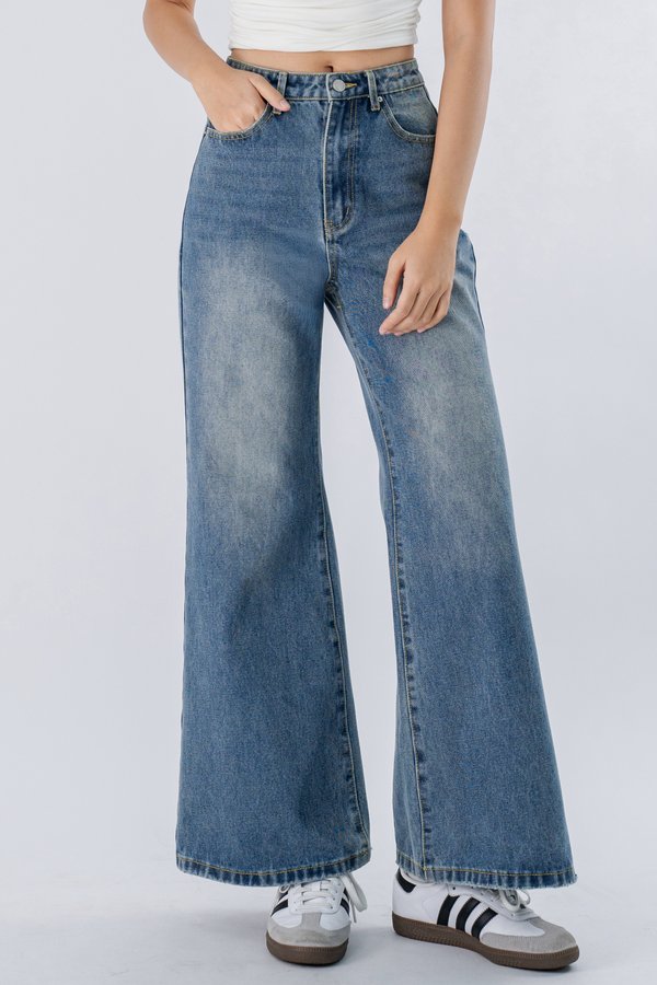 Petite | 90s Jeans V2 in Med Wash