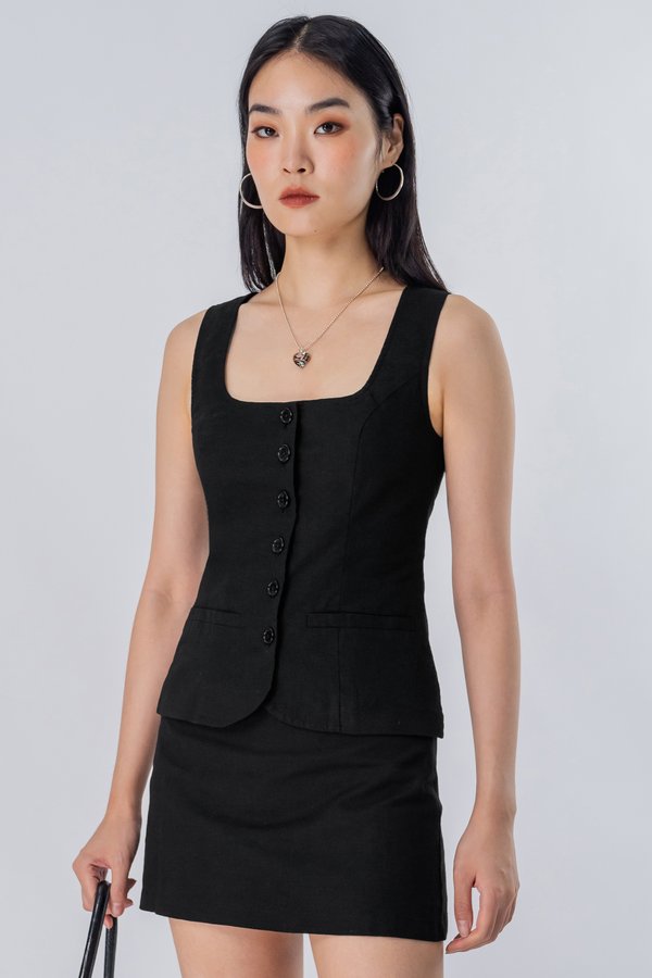 Court Vest Top in Black