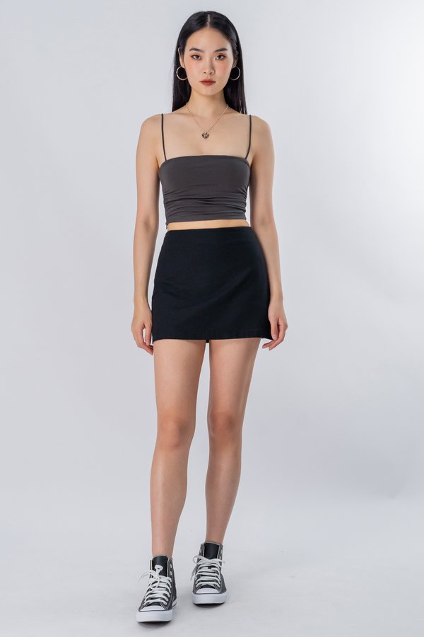 Courted Linen Mini Skirt in Black