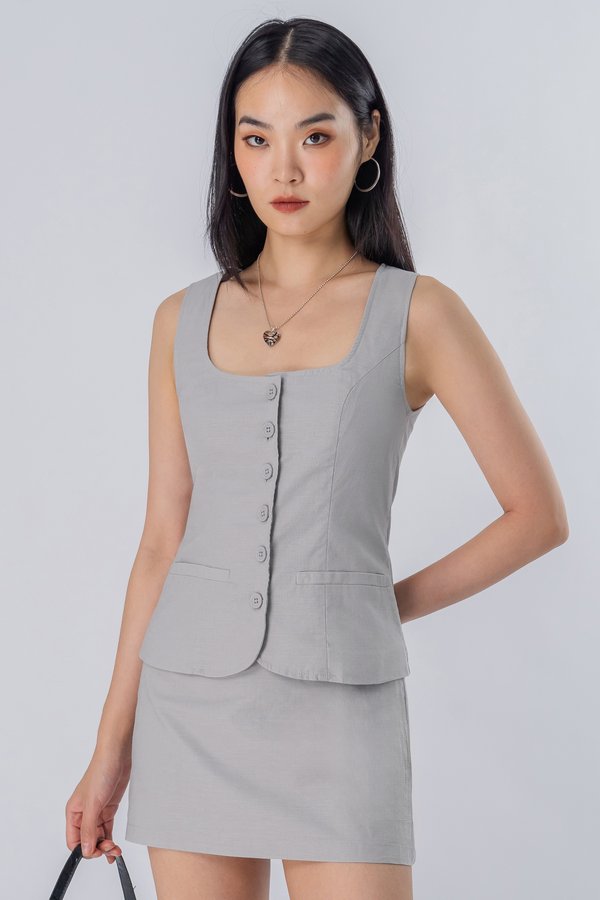 Court Buttoned Linen Vest Top in Glacier Grey