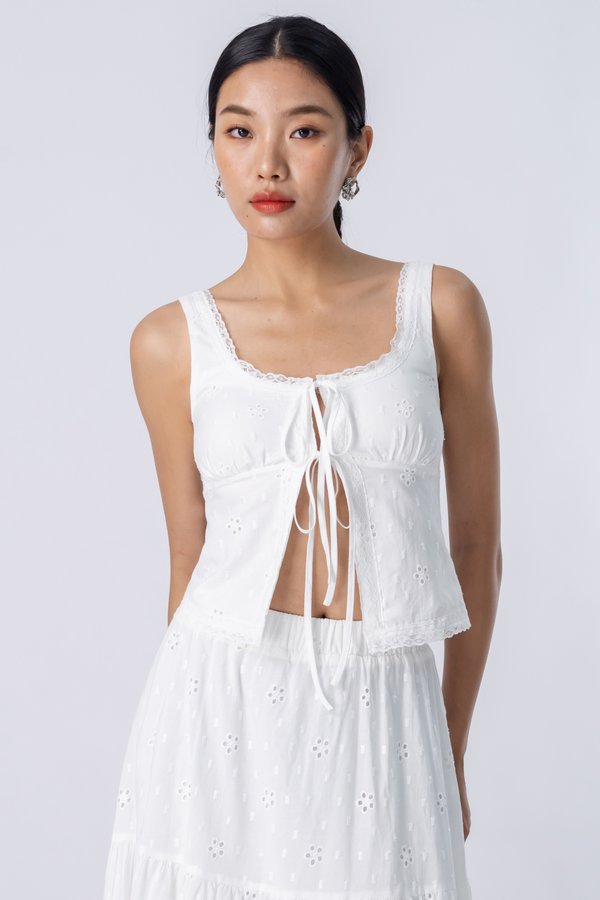 Loophole Top in White