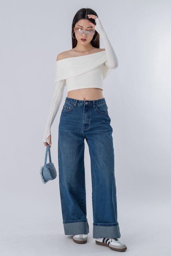 Pucker Cuffed Wide Leg Jeans in Medium Wash