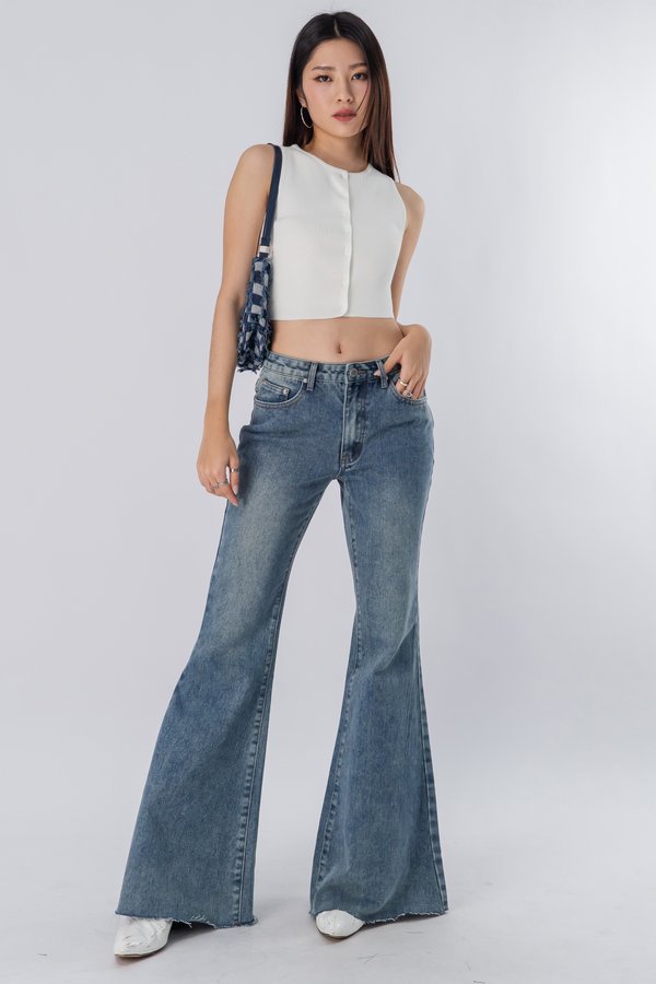 Bell Bottom Flare Jeans in Light Wash