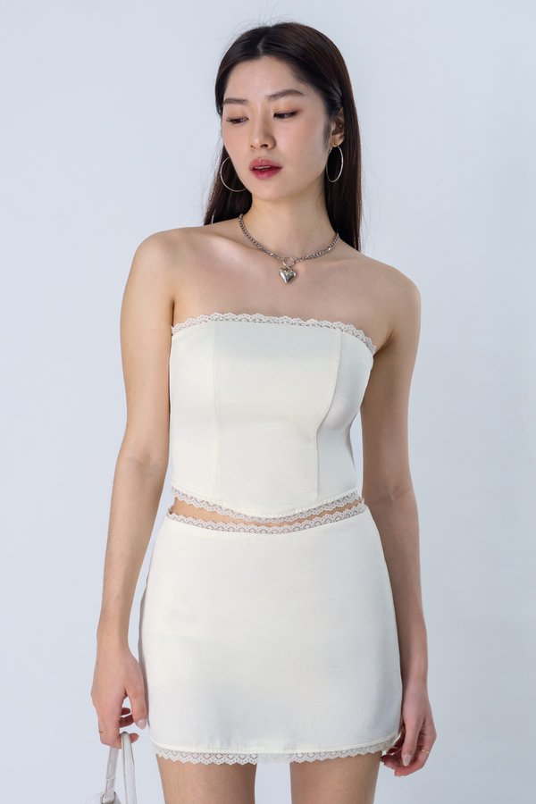 Proceed Satin Lace Trim Skirt in White