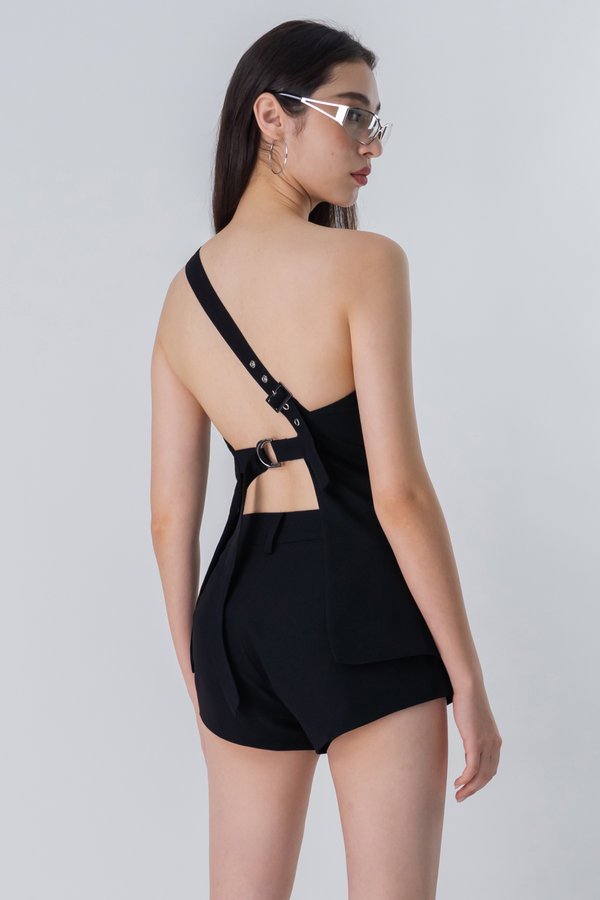 Stun Toga Padded Buckle Top in Black