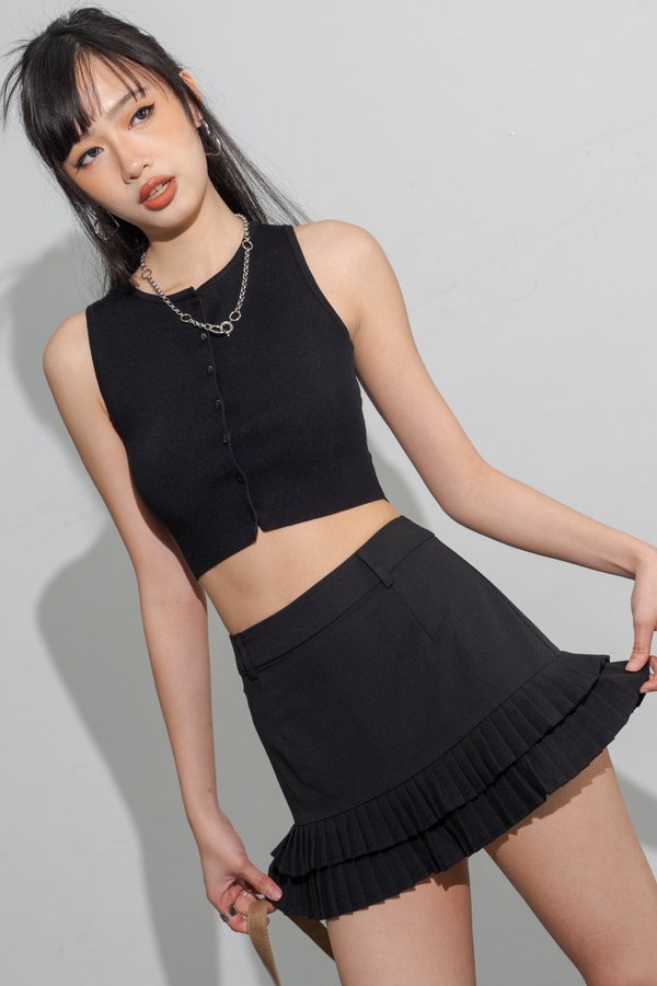 Piece Of Cake Pleated Tiered Skirt in Black