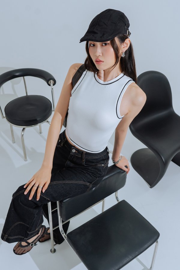 Duct Contrast Tank Top in White