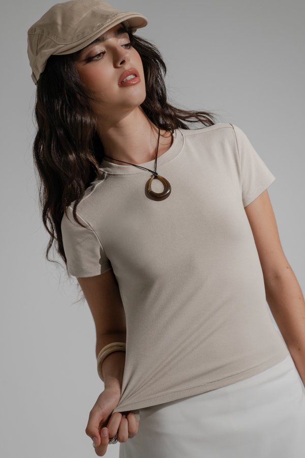 Only Basic Tee Top in Greige