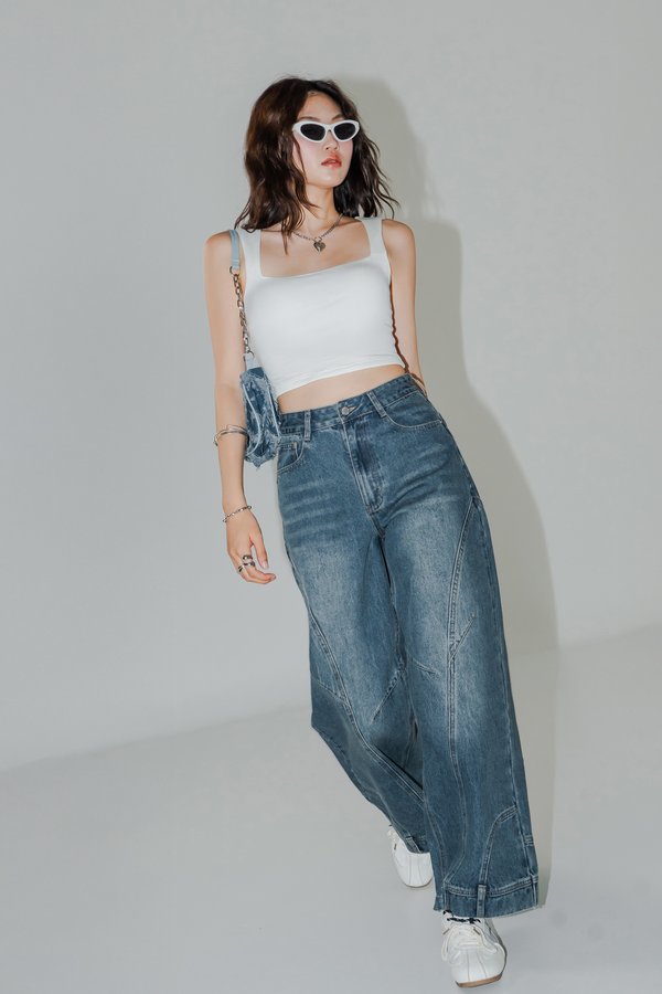Inverse Stitched Wide Leg Jeans in Mid Wash
