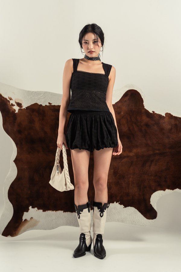 Frisk Trim Eyelet Top in Black