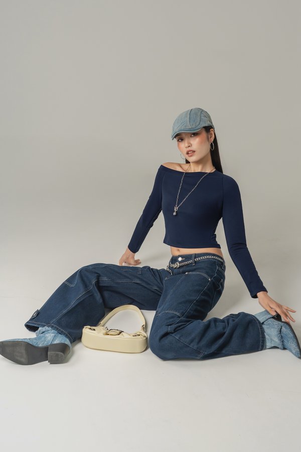 Shrug Off Relax Top in Navy