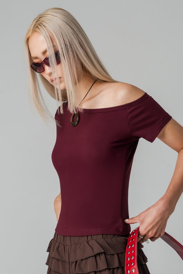 Ease Up Off Shoulder Top in Wine