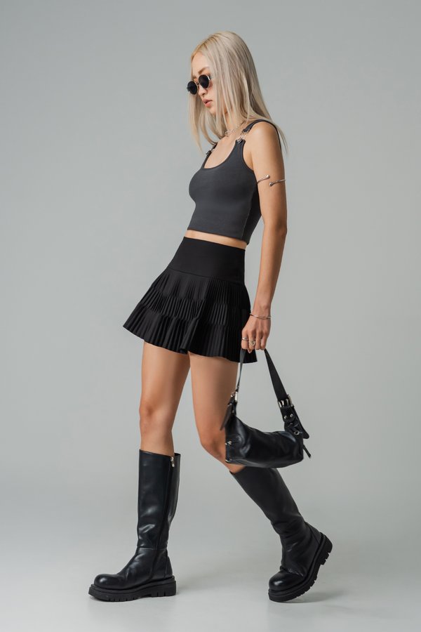 Wake Up Pleated Tiered Skirt in Black