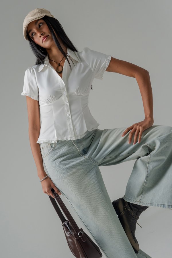 Errands Fitted Button Shirt Top in White