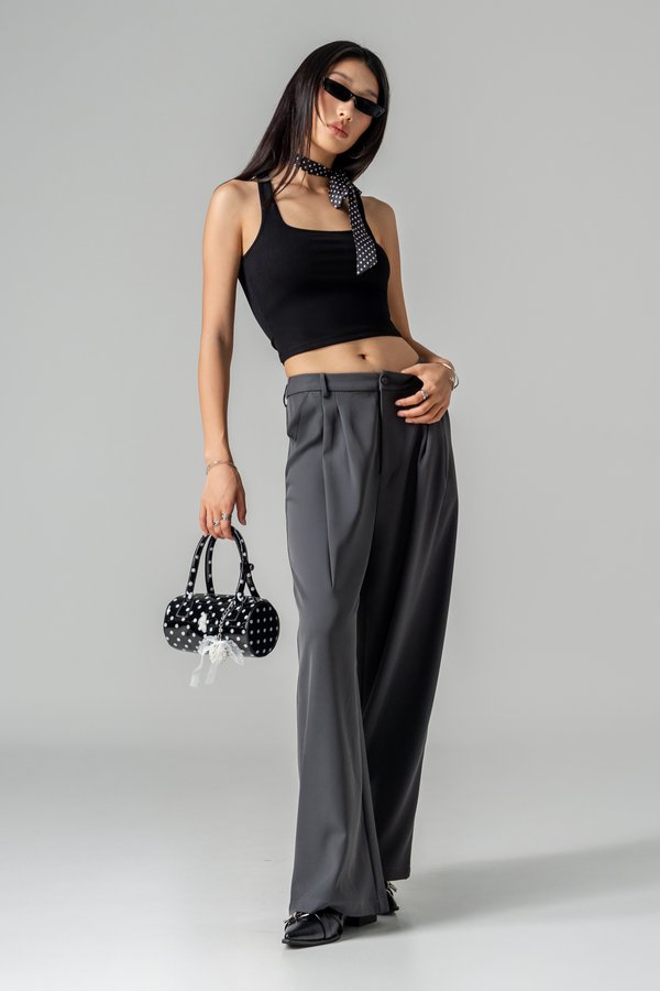 Interwind Basic Tank Top in Black