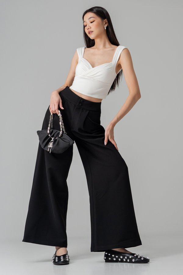 Weave Twist Padded Top in White