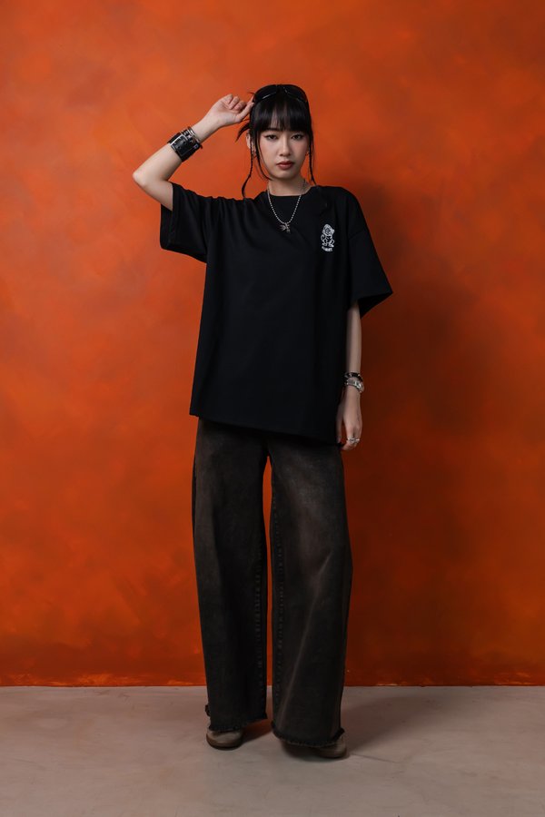 Chill Monkey Tee in Black