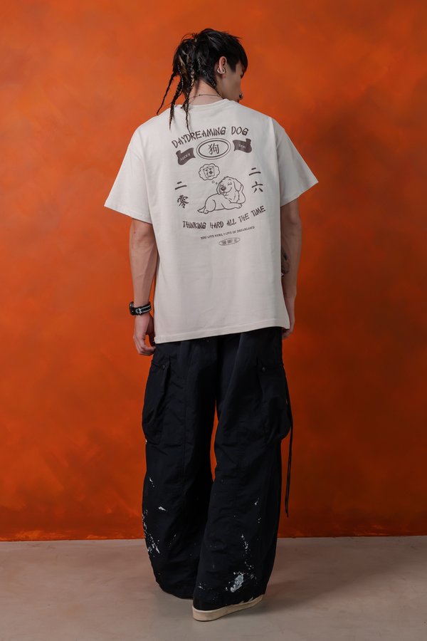 Daydreaming Dog Tee in Stone Beige
