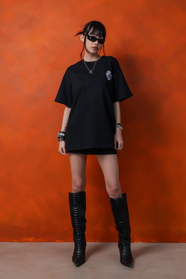 Sassy Snake Tee in Black