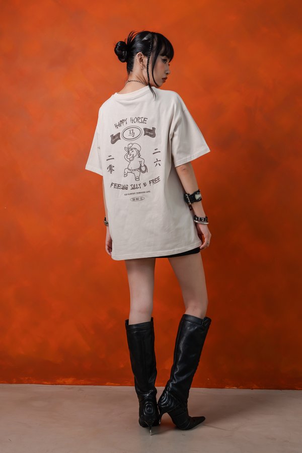 Happy Horse Tee in Stone Beige
