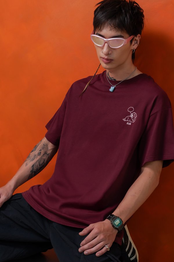 Daydreaming Dog Tee in Dark Carmine