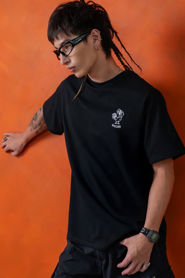Confused Rooster Tee in Black