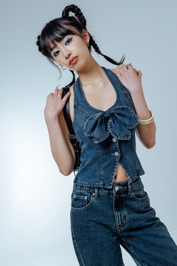 Dippin' Denim Vest Top in Vintage Wash