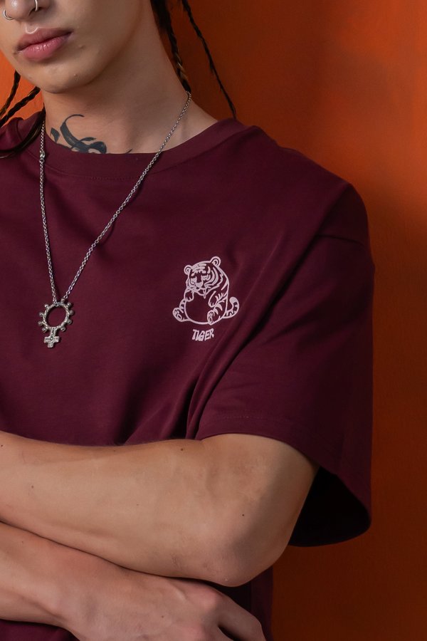 Sleepy Tiger Tee in Dark Carmine