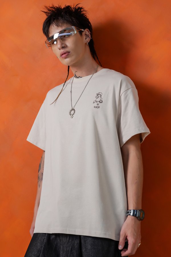 Happy Horse Tee in Stone Beige