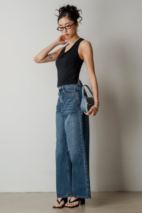 Cloak Racer Buckle Top In Black