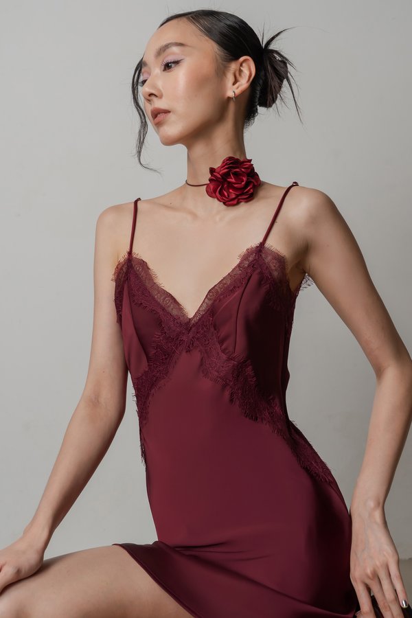 Mojo Lace Trim Mini Dress In Sangria Red